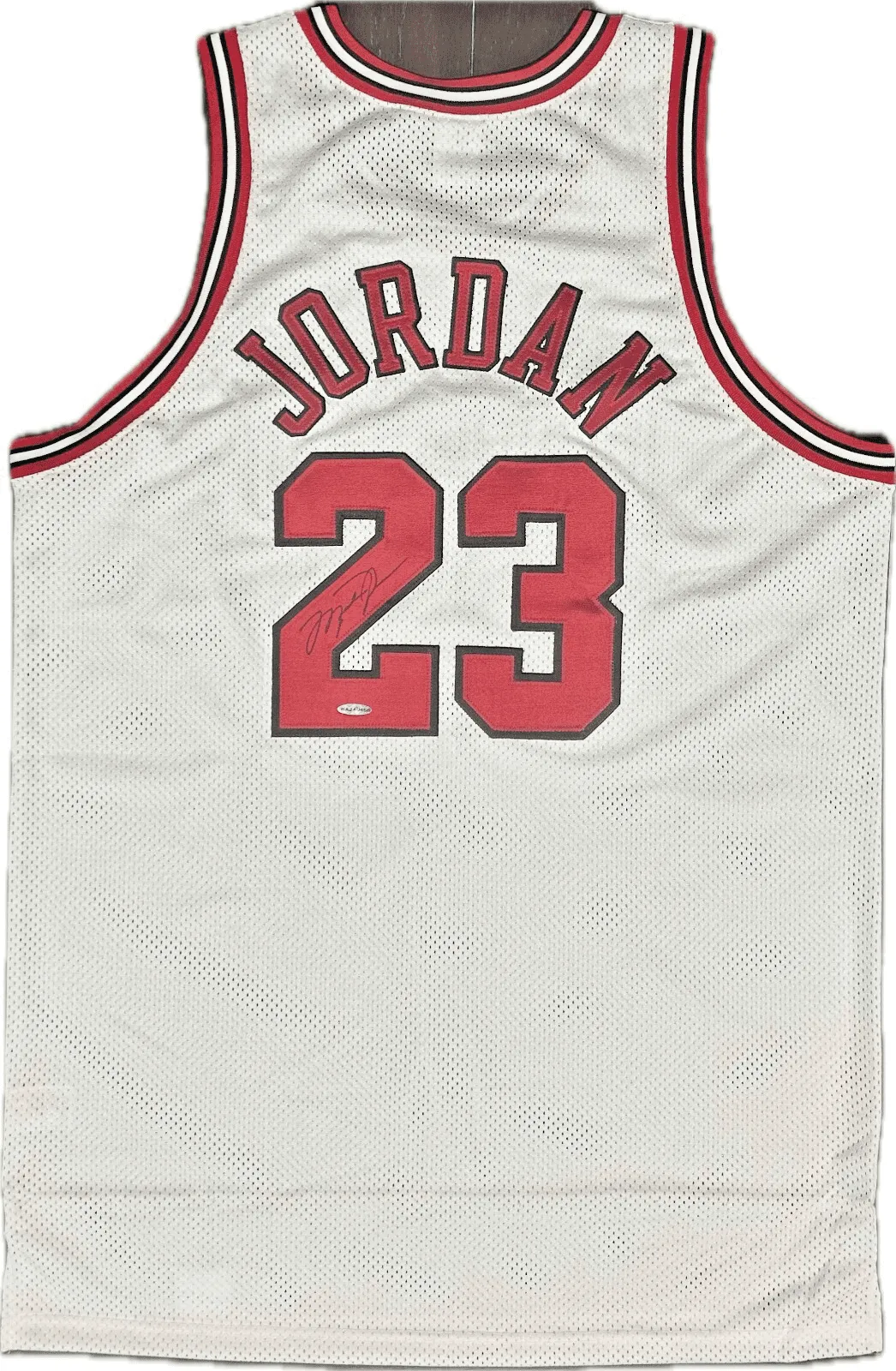 Michael Jordan Signed 97-98 Chicago Bulls White Jersey Upper Deck & GOAT