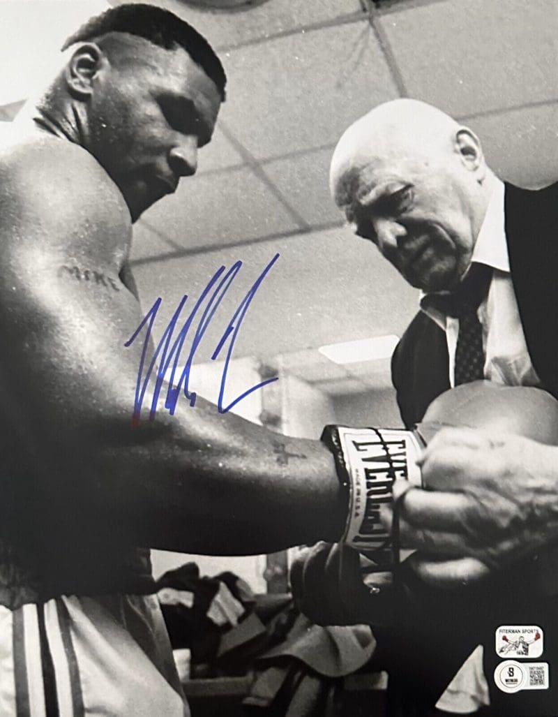 Mike Tyson Signed Autographed Photo 11x14 Beckett & Tyson Hologram Authen Cus #4