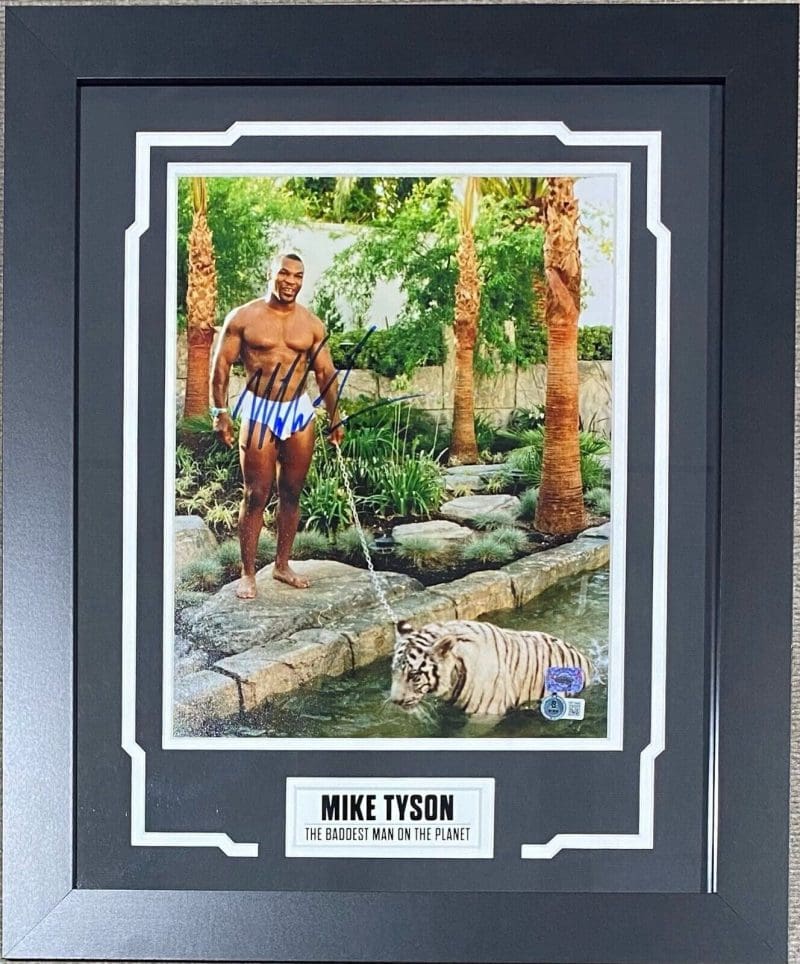 Mike Tyson Signed Framed Photo 11x14 Beckett & Tyson Hologram Authen Tiger 1