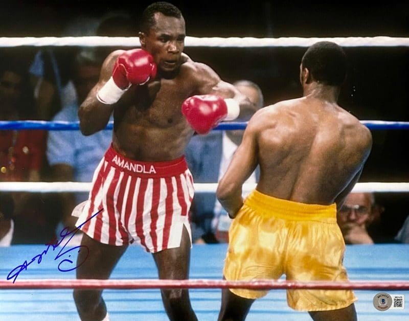 Sugar Ray Leonard Signed Autographed 11x14 Photo Beckett Authenticated #4