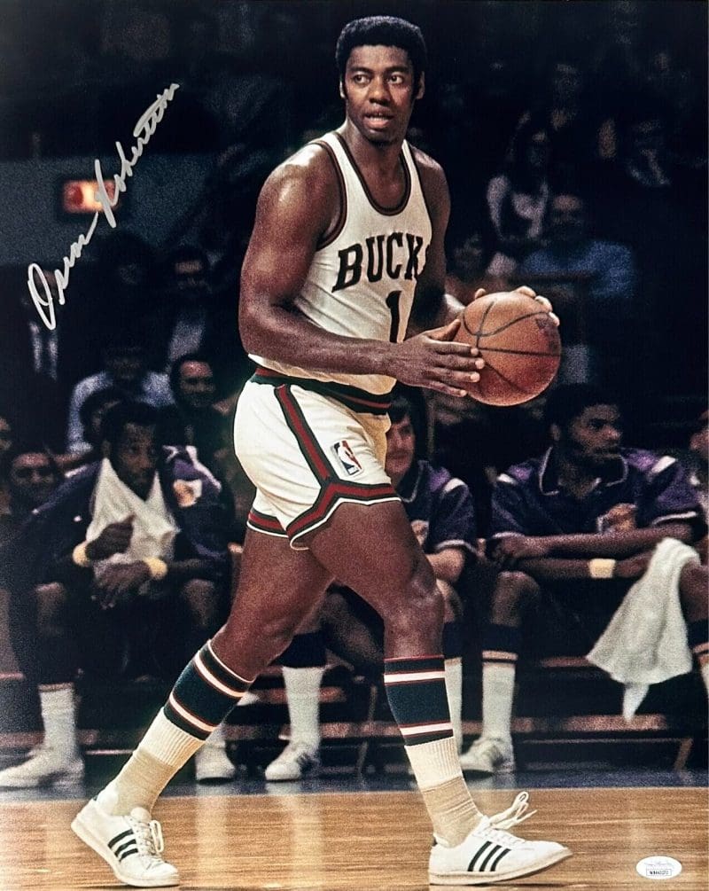 Oscar Robertson Signed Autographed Photo 16x20 JSA Authenticated 6