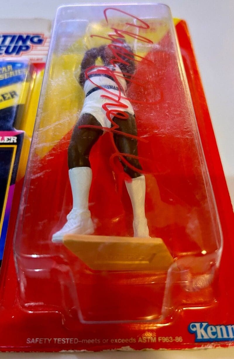 Clyde Drexler Signed Autographed 1992 Starting Lineup  JSA Blazzers - Image 4