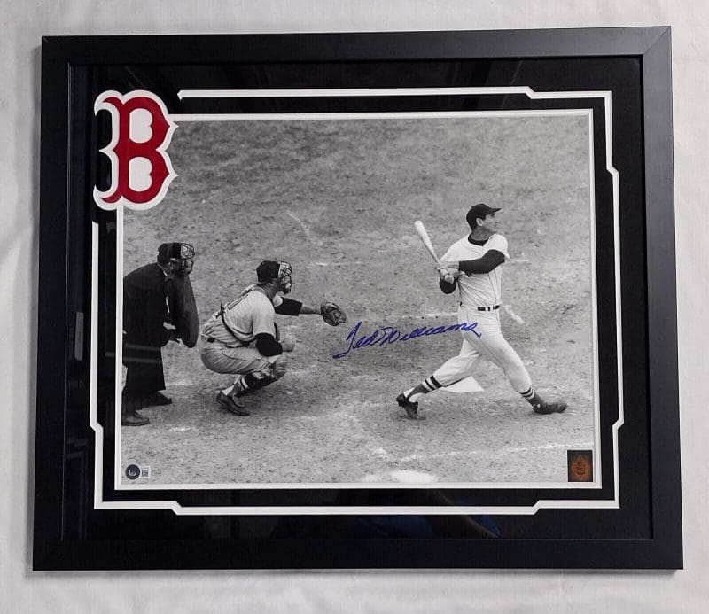 TED WILLIAMS Signed Framed 16x20 Photo Beckett & Green Diamond Authen 4 Auto 10