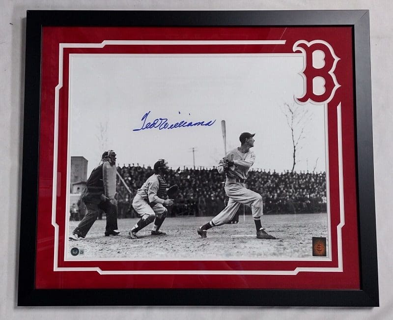 TED WILLIAMS Signed Framed 16x20 Photo Beckett & Green Diamond Authen 5 AC25245