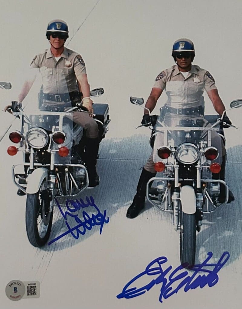 Erik Estrada & Larry Wilcox Signed Autographed CHIPS 8x10 Photo Beckett #5