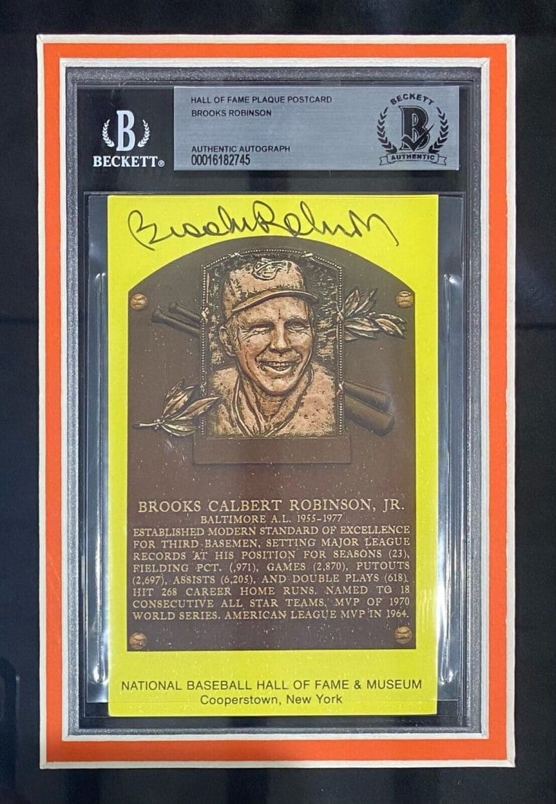 Brooks Robinson Signed Framed Slabbed HOF Postcard Photo Beckett 16182745 - Image 2