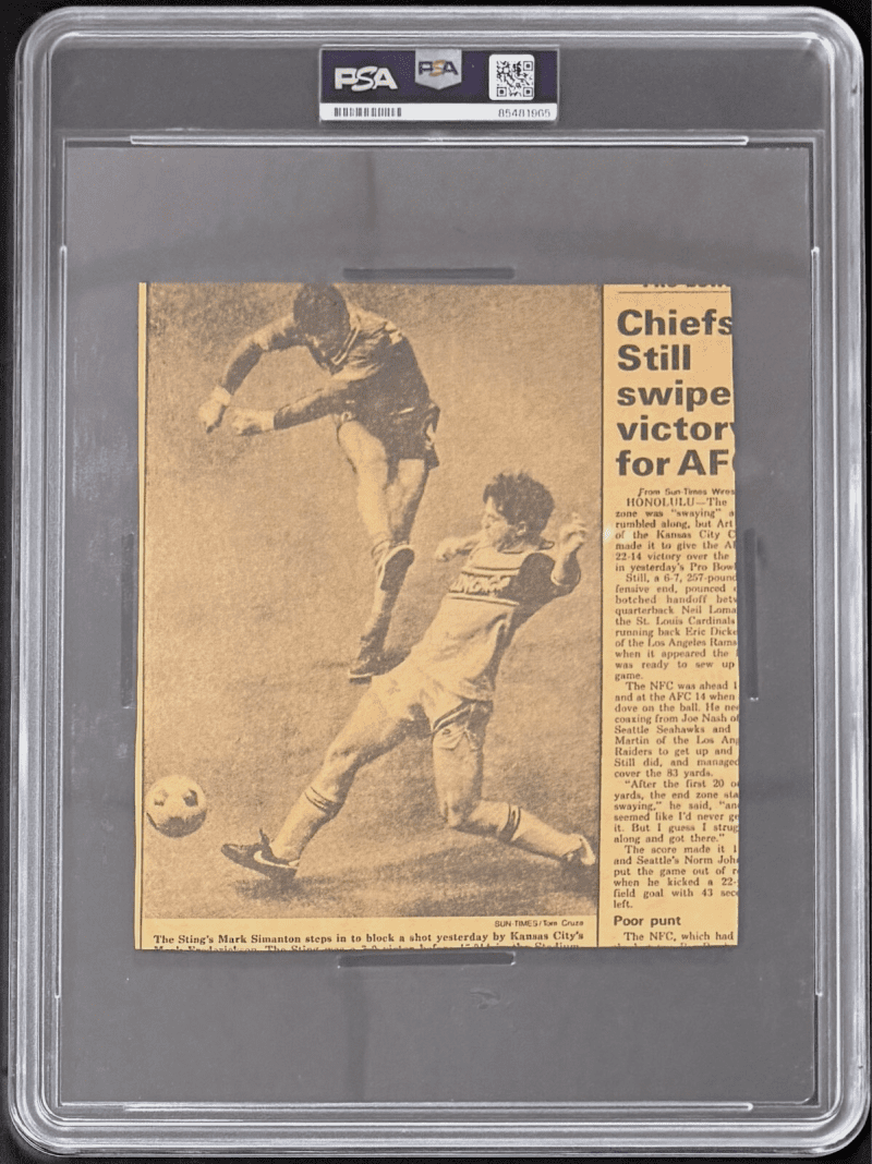 Michael Jordan Signed Autogrpahed News Paper Cut Out PSA 85481965 Chicago Bulls - Image 3