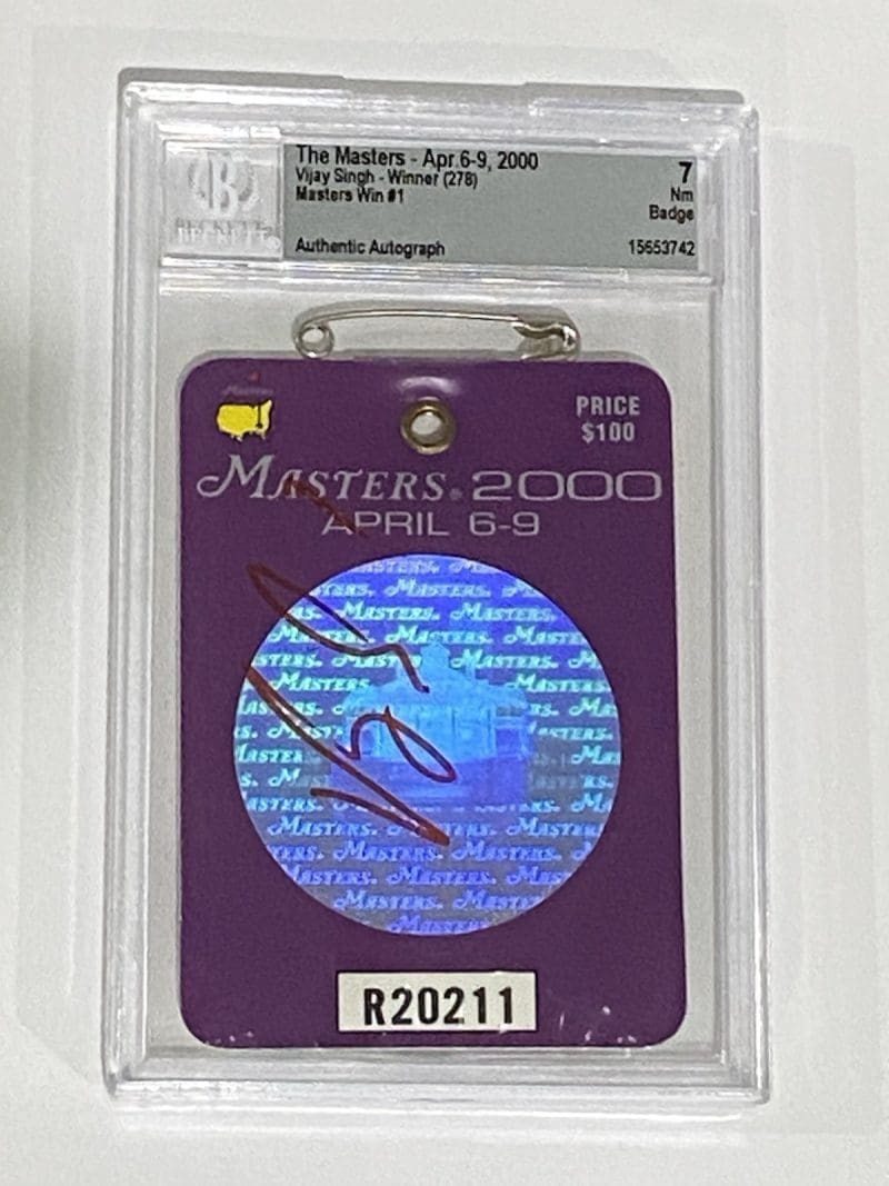 Vijay Singh Autographed Signed 2000 The Masters Badge Beckett NM 7