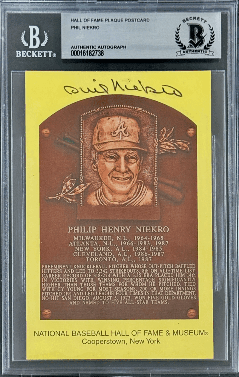 Phil Niekro Signed Autographed Hall of Fame Plaque Postcard Beckett 16182738