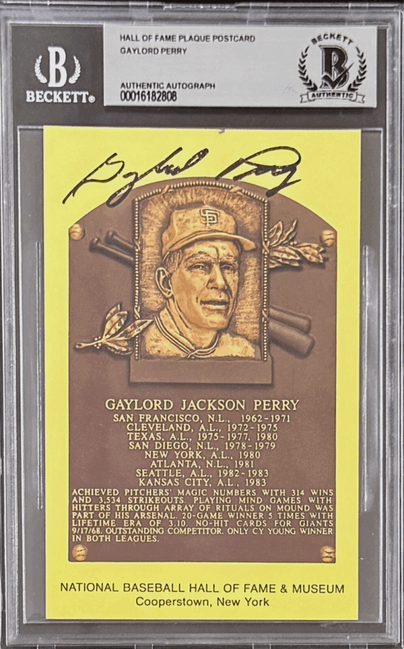 Gaylord Perry Signed Autographed Hall of Fame Plaque Postcard Beckett 16182808