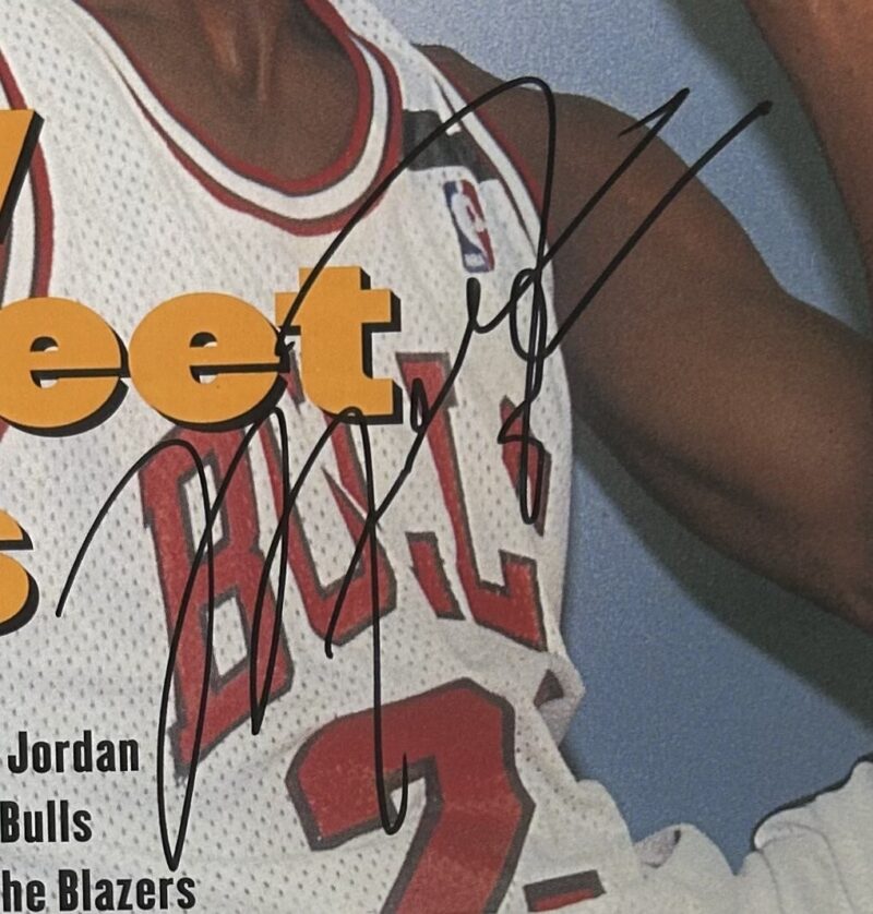 Michael Jordan Signed Sports Illustrated Newsstand Magazine 6/22/92 CGC 9.2 JSA - Image 2