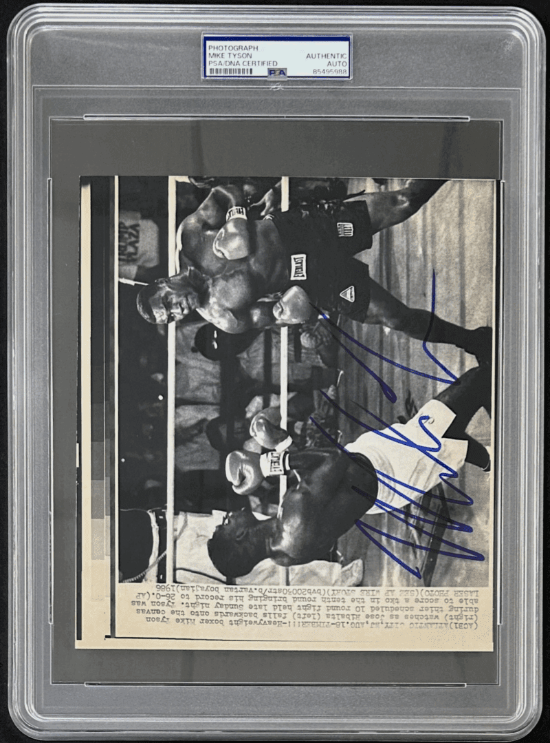 Mike Tyson Signed 1988 Type 3 Photograph PSA/DNA Tyson vs Jose Ribalta - Image 2