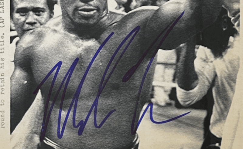 Mike Tyson Signed 1987 Type 3 Photograph PSA/DNA Tyson After Beating Pinklon - Image 2