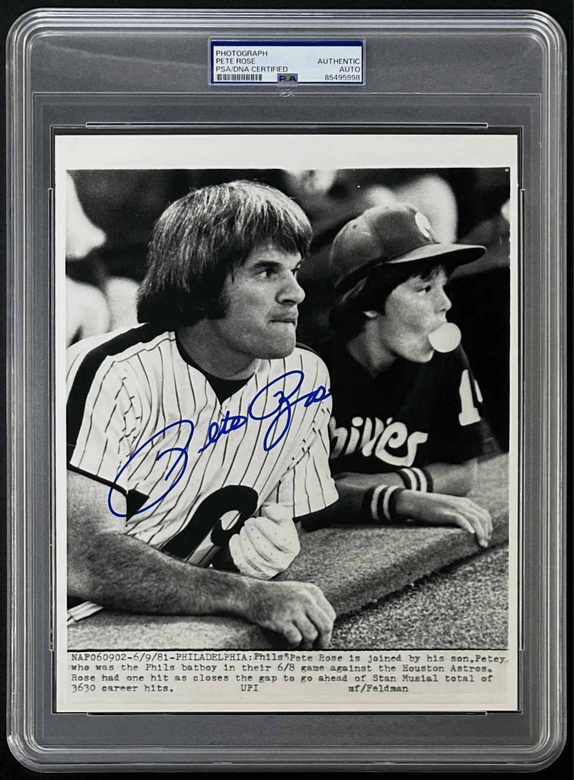 Pete Rose Signed 1981 Type 3 Photograph PSA/DNA Pete with Pete Rose Jr. Phillies