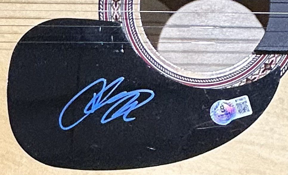 Chris Young Signed Natural Acoustic 38 inch Guitar Beckett BT70872 - Image 3