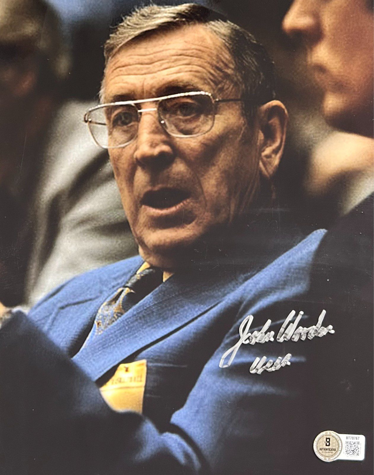 John Wooden Signed Autographed 8x10 Photo Beckett UCLA