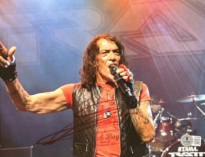 Stephen Pearcy Signed Autograph 8x10 Beckett RATT Singer