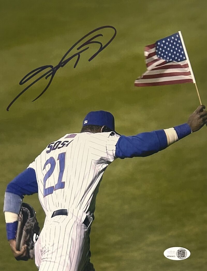 Sammy Sosa Signed Autograph 8x10 Photo JSA Authenticated #1 Cubs