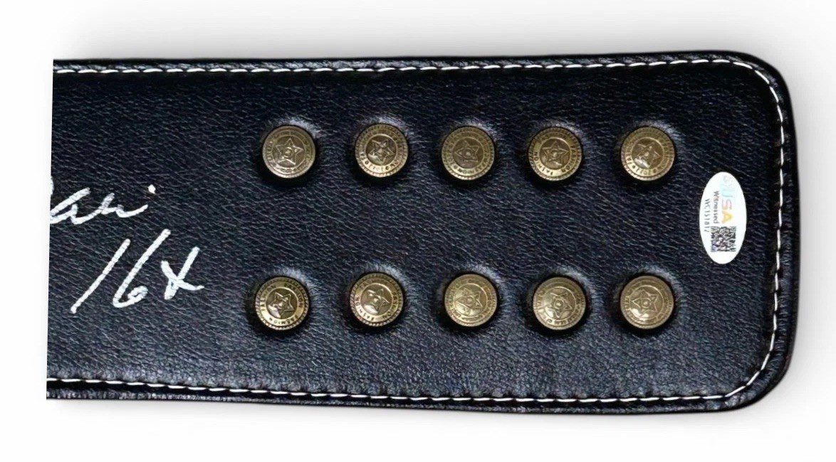 RIC FLAIR AUTOGRAPHED CUSTOM EAGLE BLACK & GOLD BELT JSA SILVER 16X - Image 4