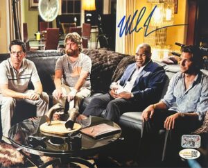 MIKE TYSON AUTOGRAPHED 8x10 PHOTO JSA & MIKE TYSON AUTHENTICATION HANGOVER BLUE