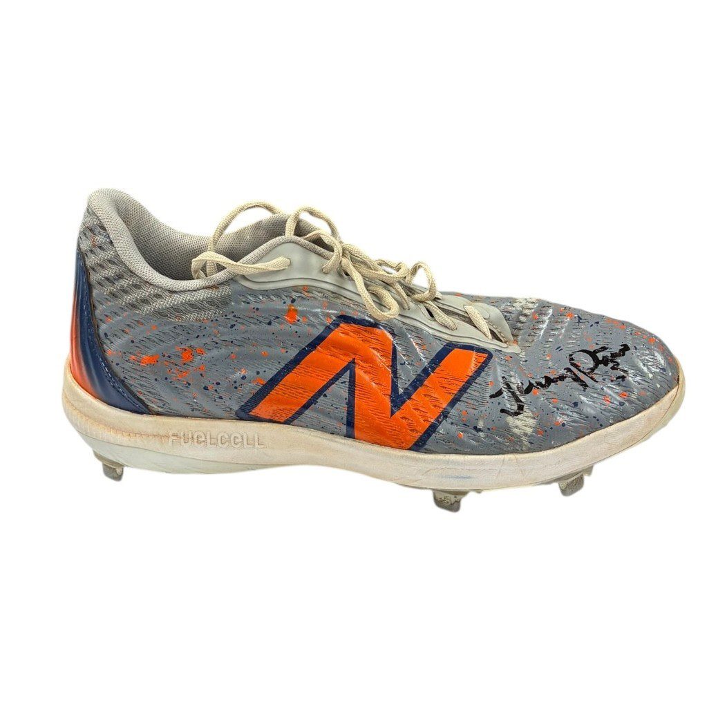 JEREMY PENA SIGNED 2024 SEASON GAME USED ASTROS WORN BASEBALL CLEATS GRAY/ORANGE - Image 7