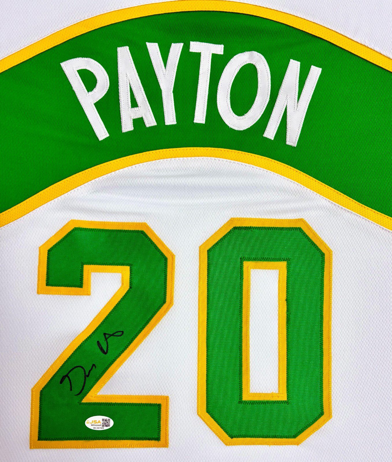GARY PAYTON AUTOGRAPHED WHITE/GREEN/YELLOW JERSEY JSA AUTHENTICATED - Image 2